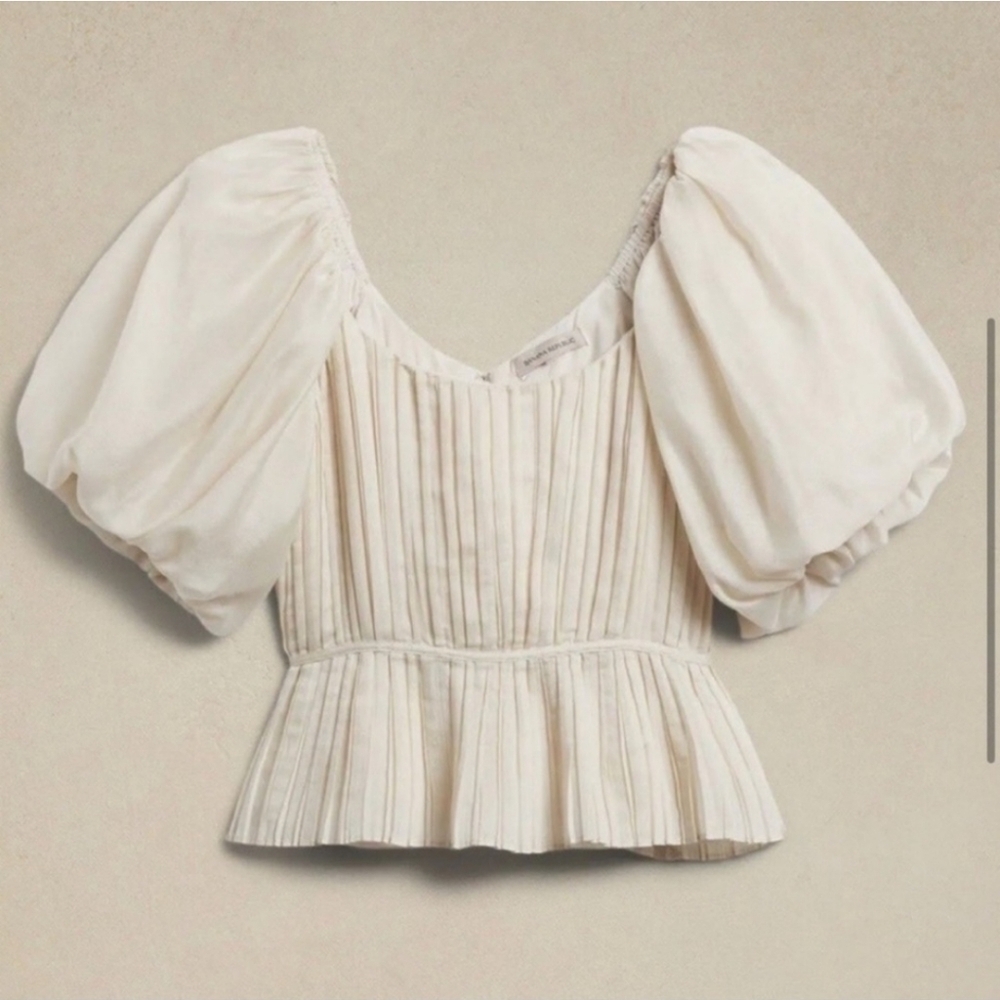 Banana Republic Cream Pleated Puff Sleeve Top